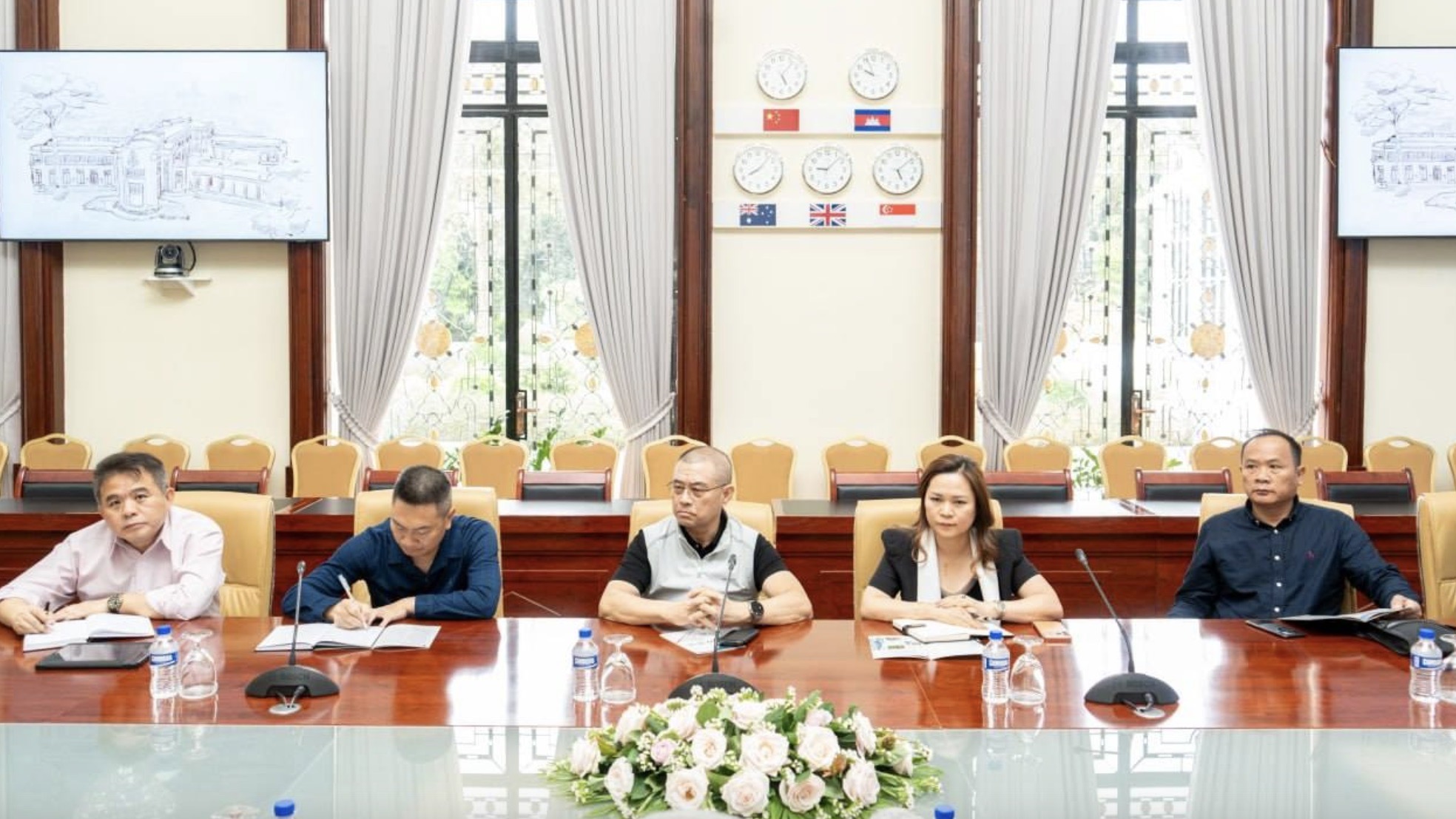 中国广州林业企业代表团赴柬，考察人工林产业投资机会